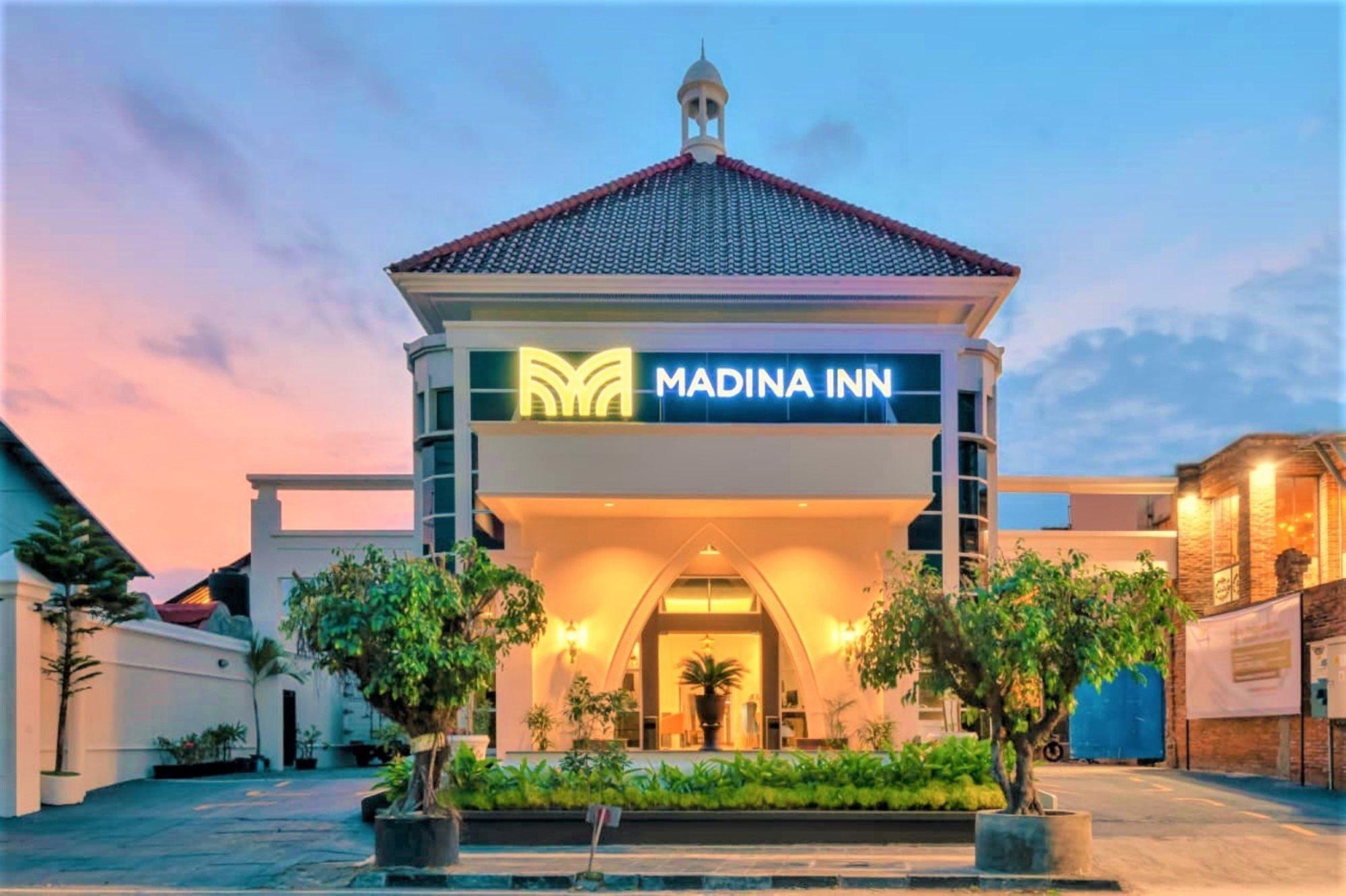 Madina Inn Yogyakarta Extérieur photo